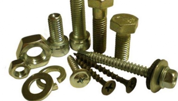 Крепёж, гвозди, болты, цепи в Марьине Горке